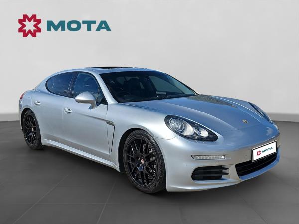 Porsche Panamera 3.0D V6 Hatchback 5dr Diesel TiptronicS Euro 5 (s/s) (300 ps)
