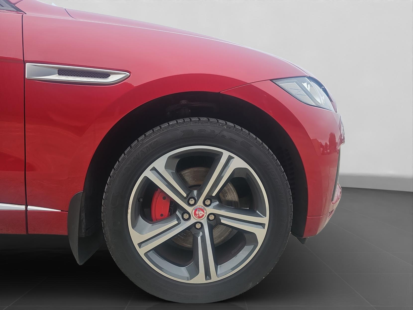 Jaguar F-PACE 3.0 D300 V6 S SUV 5dr Diesel Auto AWD Euro 6 (s/s) (300 ps)