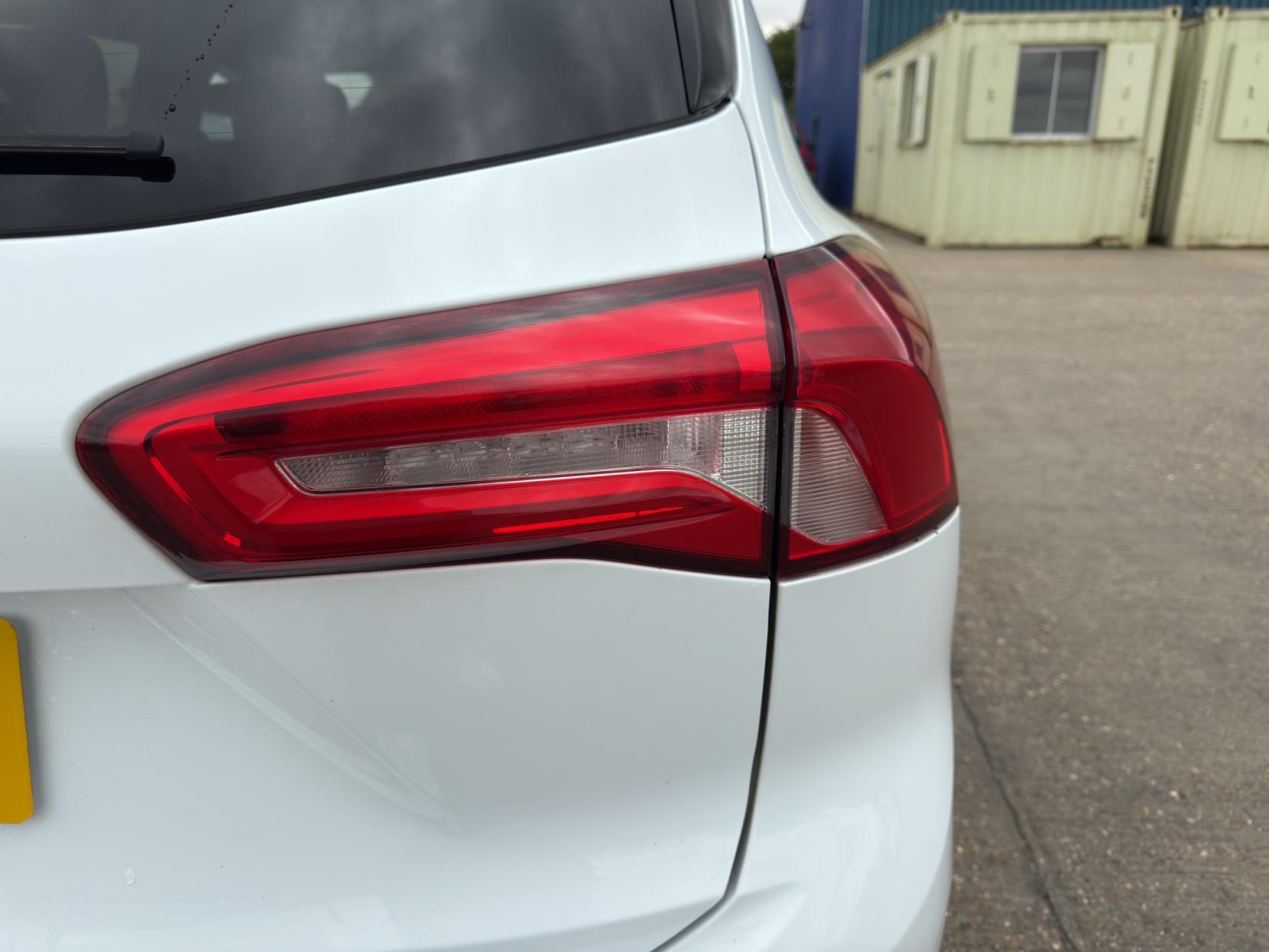 Ford Focus 1.5T EcoBoost ST-Line Estate 5dr Petrol Auto Euro 6 (s/s) (150 ps)