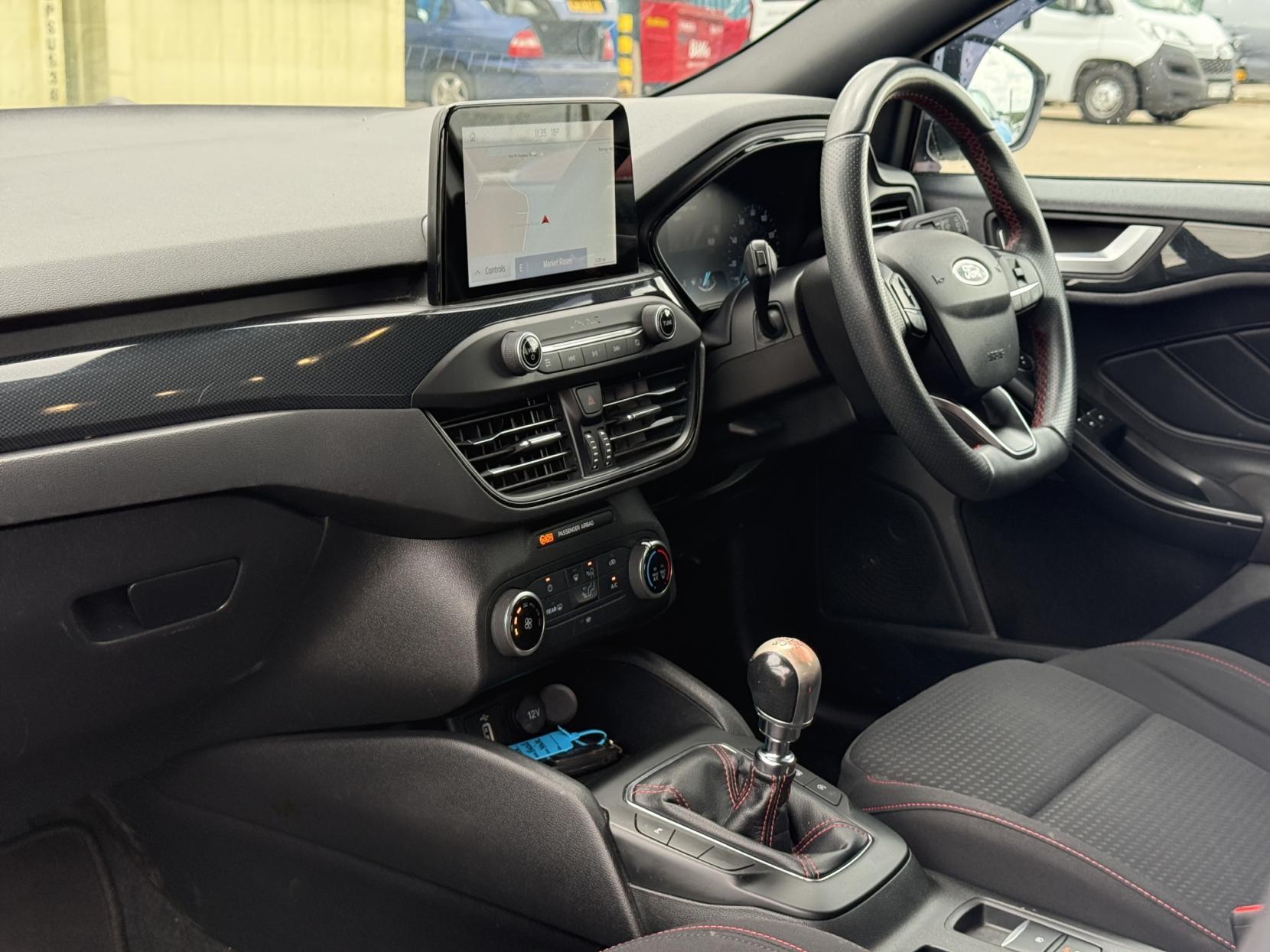Ford Focus 1.5T EcoBoost ST-Line Estate 5dr Petrol Auto Euro 6 (s/s) (150 ps)