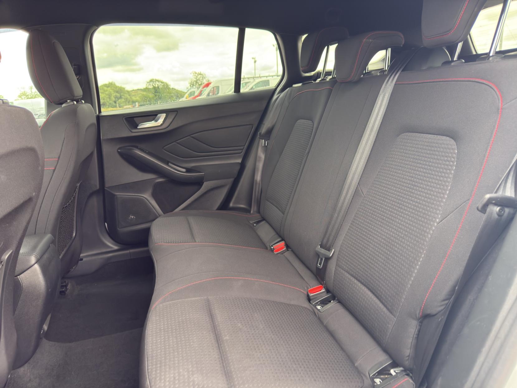 Ford Focus 1.5T EcoBoost ST-Line Estate 5dr Petrol Auto Euro 6 (s/s) (150 ps)