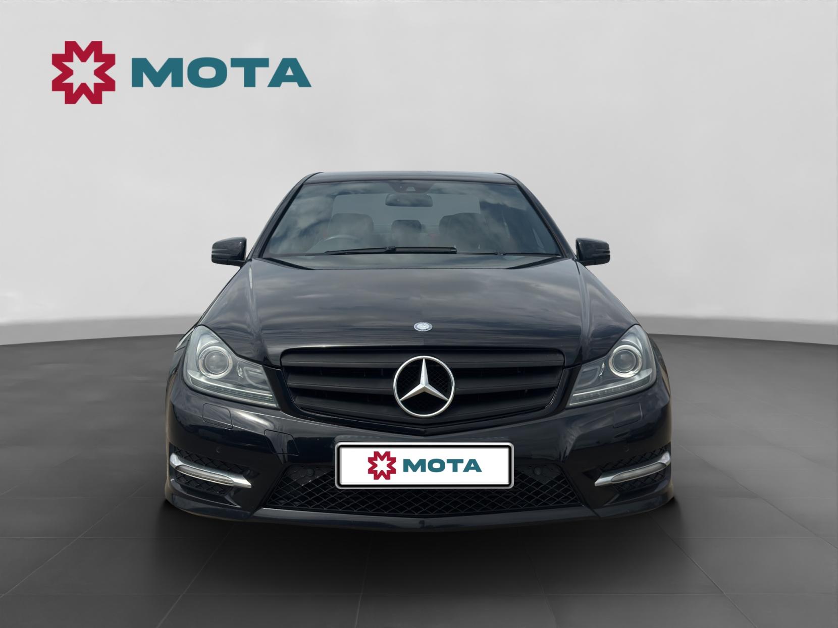 Mercedes-Benz C Class 2.1 C250 CDI BlueEfficiency AMG Sport Plus Saloon 4dr Diesel G-Tronic+ Euro 5 (s/s) (204 ps)