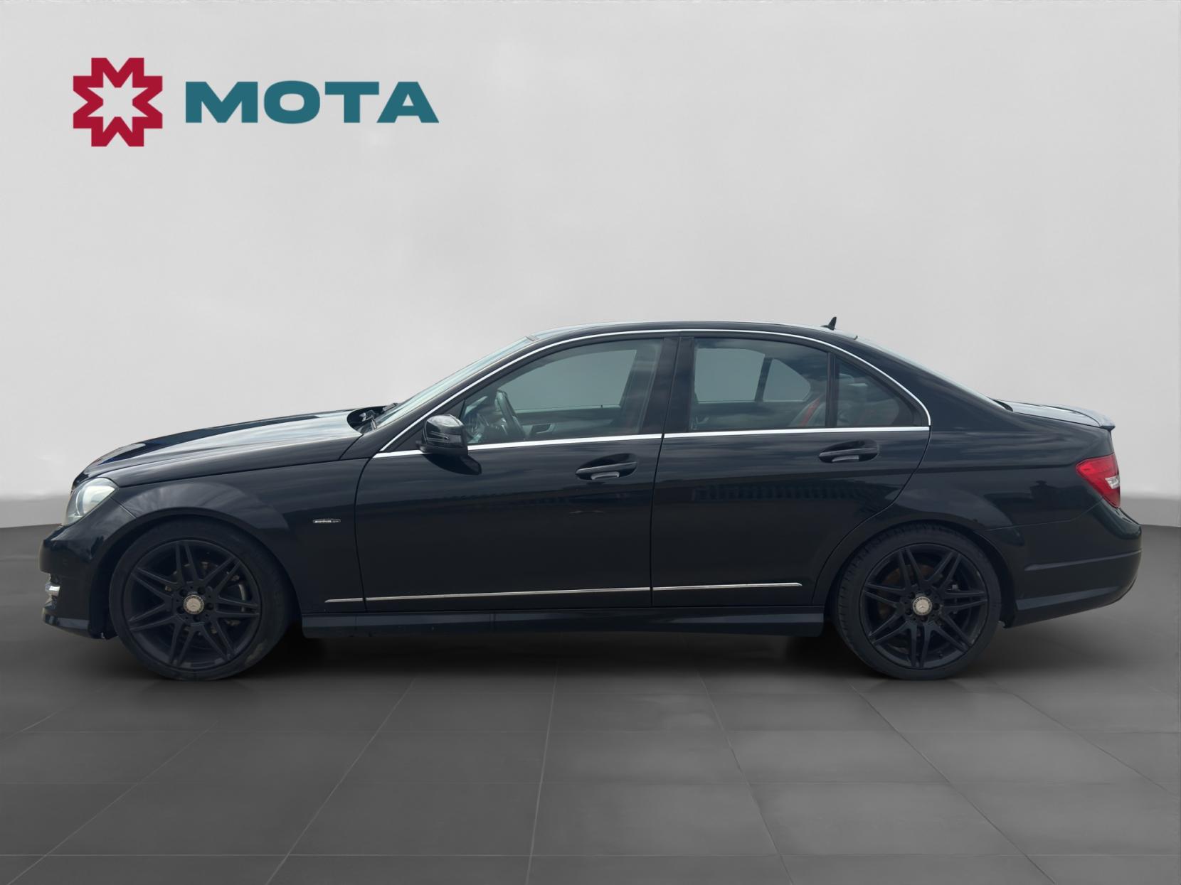 Mercedes-Benz C Class 2.1 C250 CDI BlueEfficiency AMG Sport Plus Saloon 4dr Diesel G-Tronic+ Euro 5 (s/s) (204 ps)