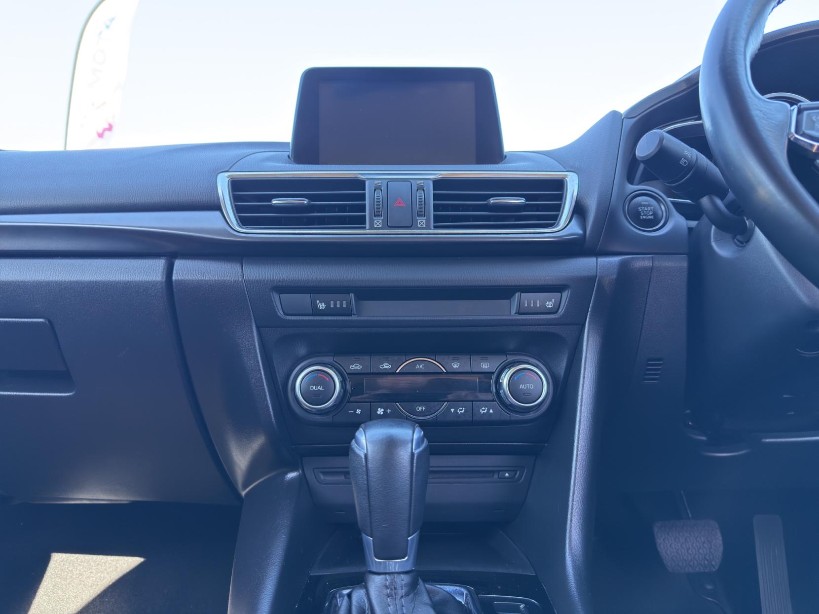 Mazda Mazda3 2.2 SKYACTIV-D Sport Nav Hatchback 5dr Diesel Auto Euro 6 (s/s) (150 ps)