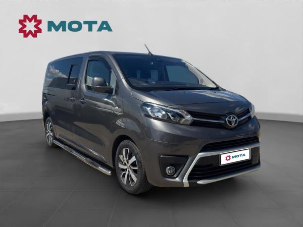 Toyota PROACE Verso 2.0D Family Medium MPV 5dr Diesel Manual MWB Euro 6 (s/s) (8 Seat) (150 ps)