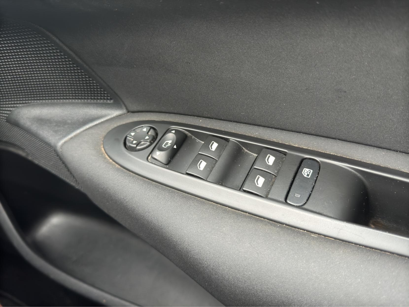 Citroen C4 1.6 BlueHDi Flair Hatchback 5dr Diesel EAT6 Euro 6 (s/s) (120 ps)