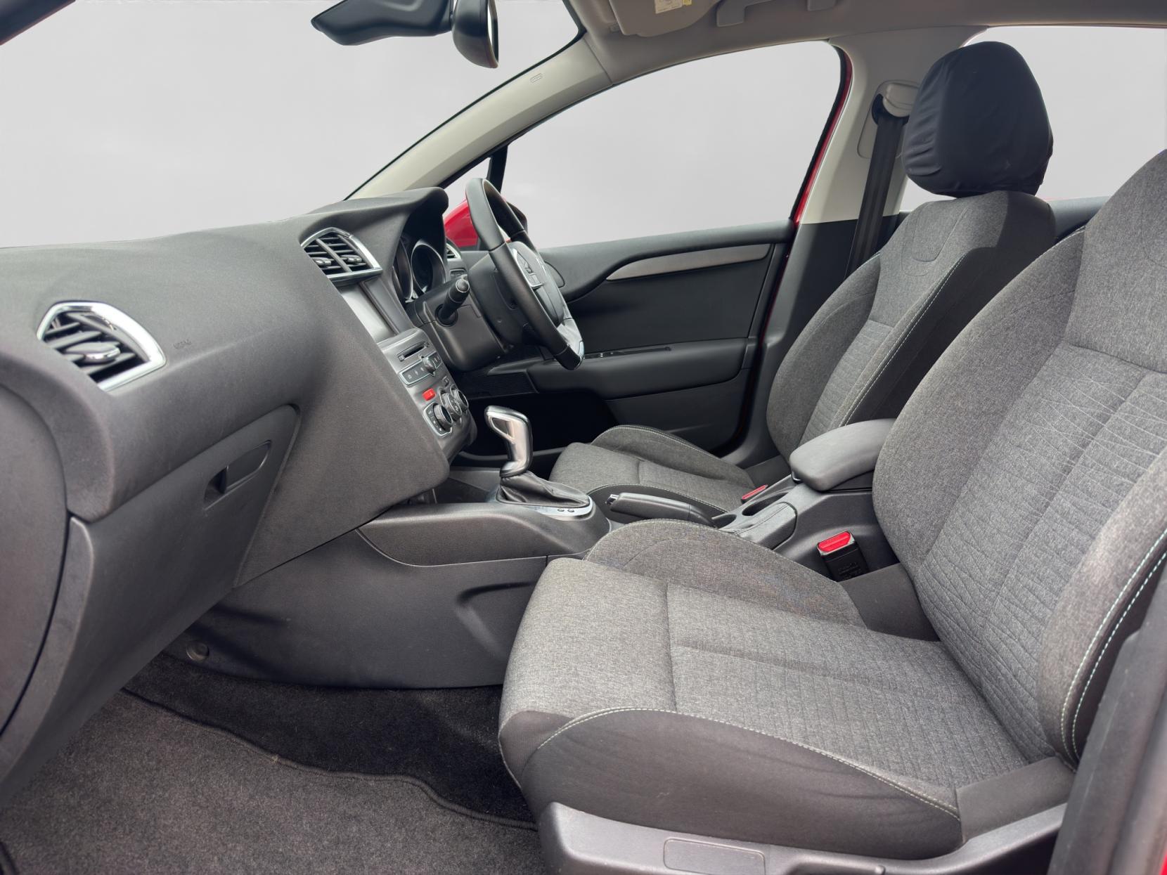 Citroen C4 1.6 BlueHDi Flair Hatchback 5dr Diesel EAT6 Euro 6 (s/s) (120 ps)