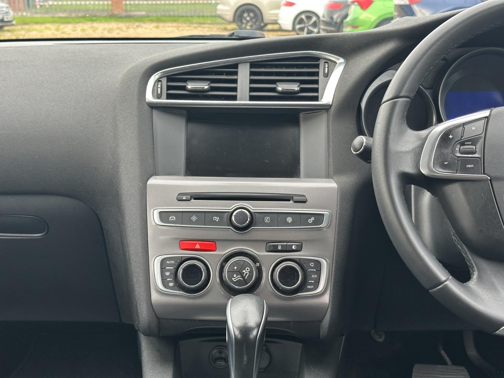 Citroen C4 1.6 BlueHDi Flair Hatchback 5dr Diesel EAT6 Euro 6 (s/s) (120 ps)