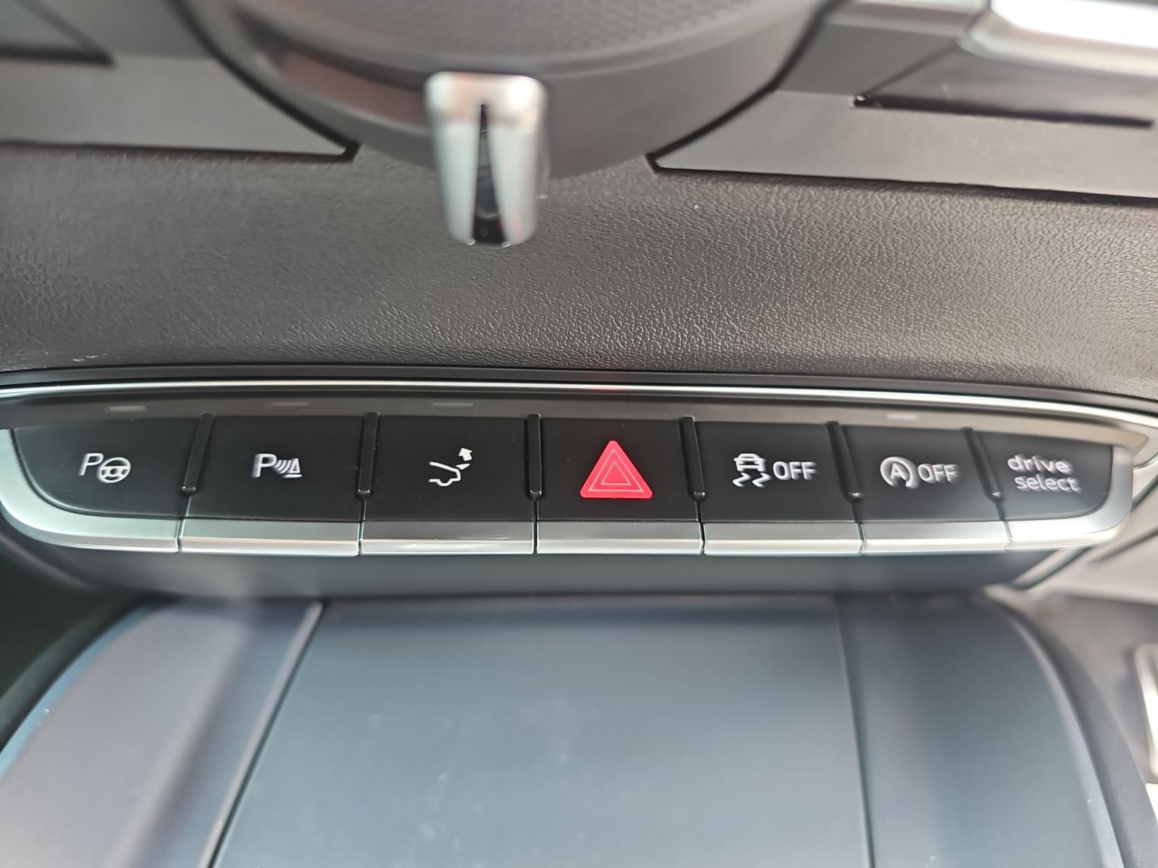 Audi TT 2.0 TFSI S line Coupe 3dr Petrol S Tronic quattro Euro 6 (s/s) (230 ps)