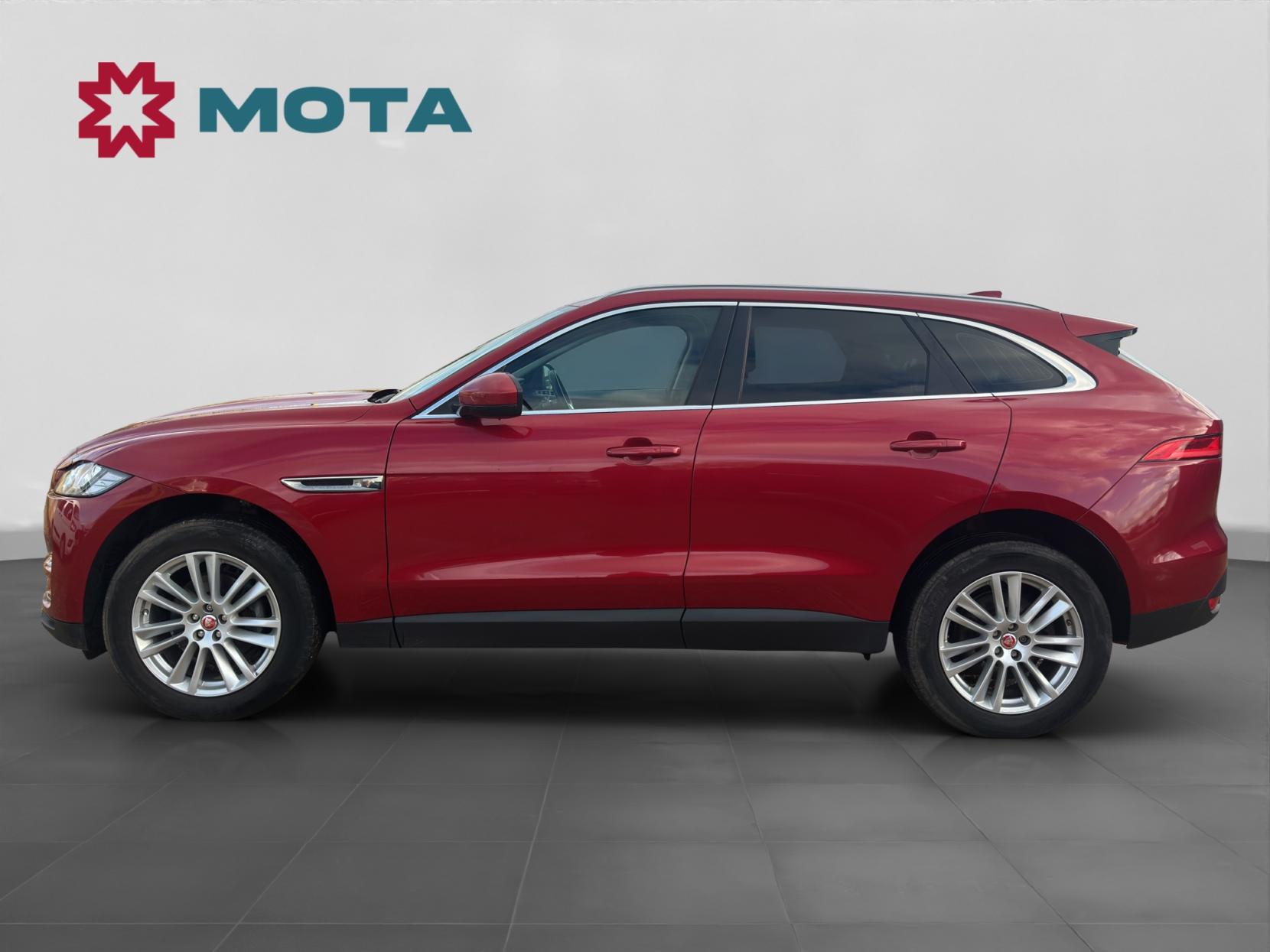Jaguar F-PACE 2.0 D180 Portfolio SUV 5dr Diesel Auto AWD Euro 6 (s/s) (180 ps)