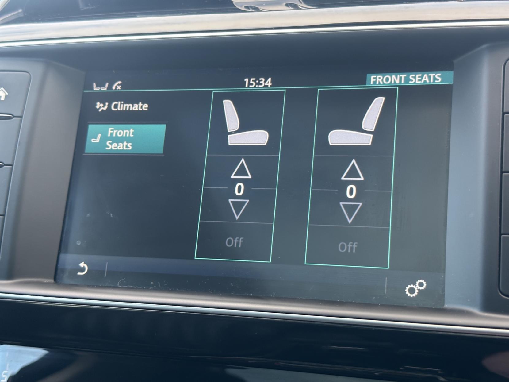 Jaguar F-PACE 2.0 D180 Portfolio SUV 5dr Diesel Auto AWD Euro 6 (s/s) (180 ps)