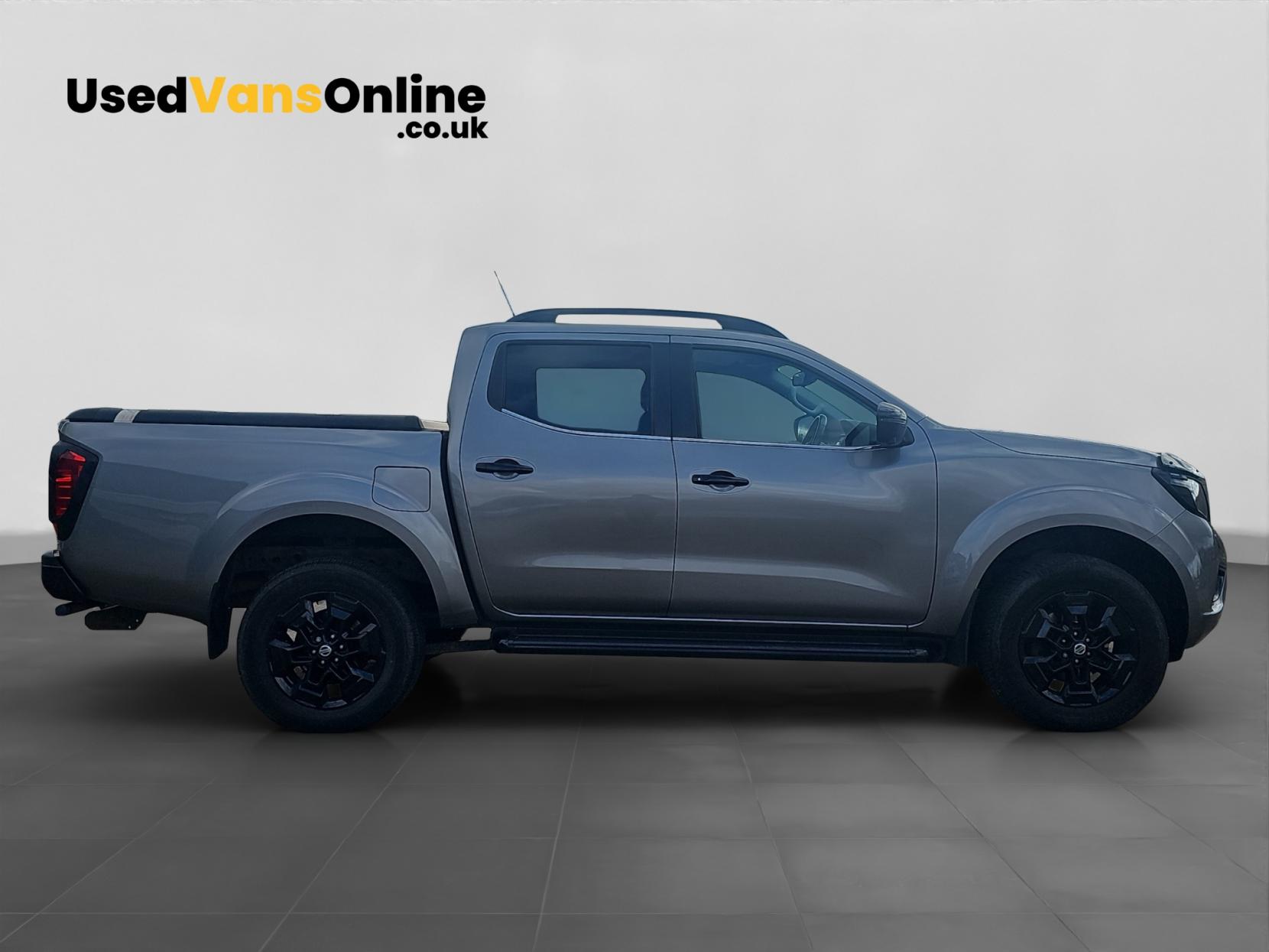 Nissan Navara 2.3 dCi N-Guard Pickup Double Cab 4dr Diesel Auto 4WD Euro 6 (190 ps)