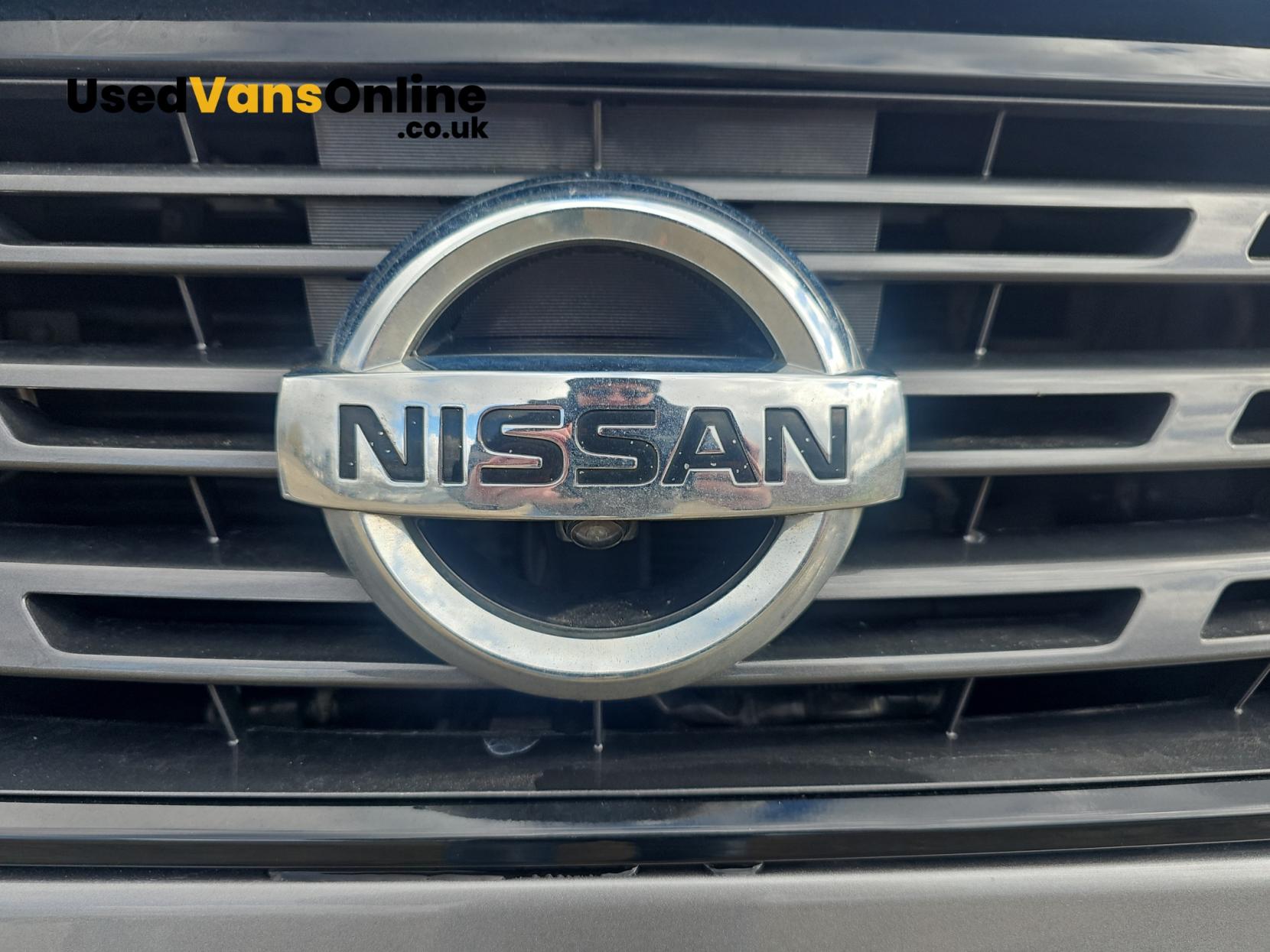 Nissan Navara 2.3 dCi N-Guard Pickup Double Cab 4dr Diesel Auto 4WD Euro 6 (190 ps)