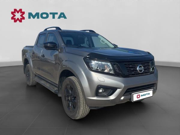 Nissan Navara 2.3 dCi N-Guard Pickup Double Cab 4dr Diesel Auto 4WD Euro 6 (190 ps)