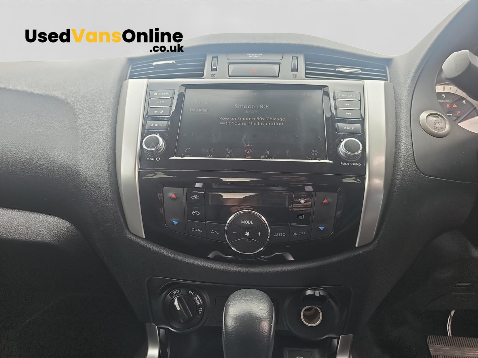 Nissan Navara 2.3 dCi N-Guard Pickup Double Cab 4dr Diesel Auto 4WD Euro 6 (190 ps)