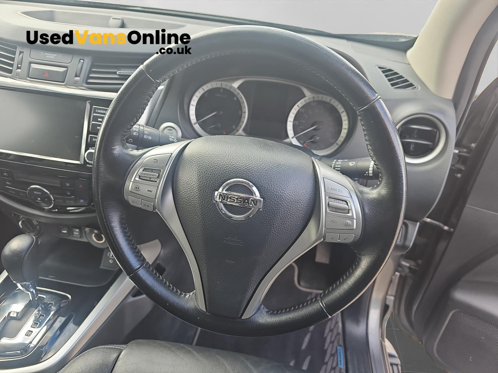 Nissan Navara 2.3 dCi N-Guard Pickup Double Cab 4dr Diesel Auto 4WD Euro 6 (190 ps)