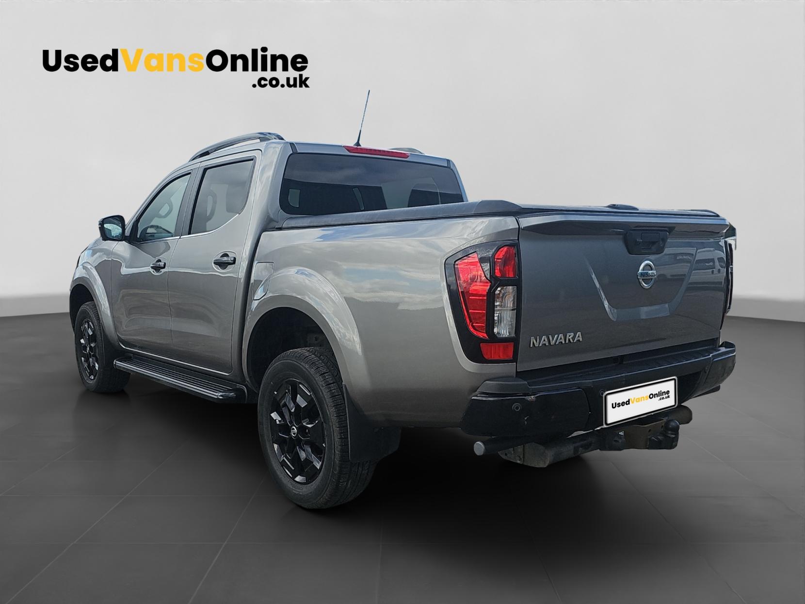 Nissan Navara 2.3 dCi N-Guard Pickup Double Cab 4dr Diesel Auto 4WD Euro 6 (190 ps)