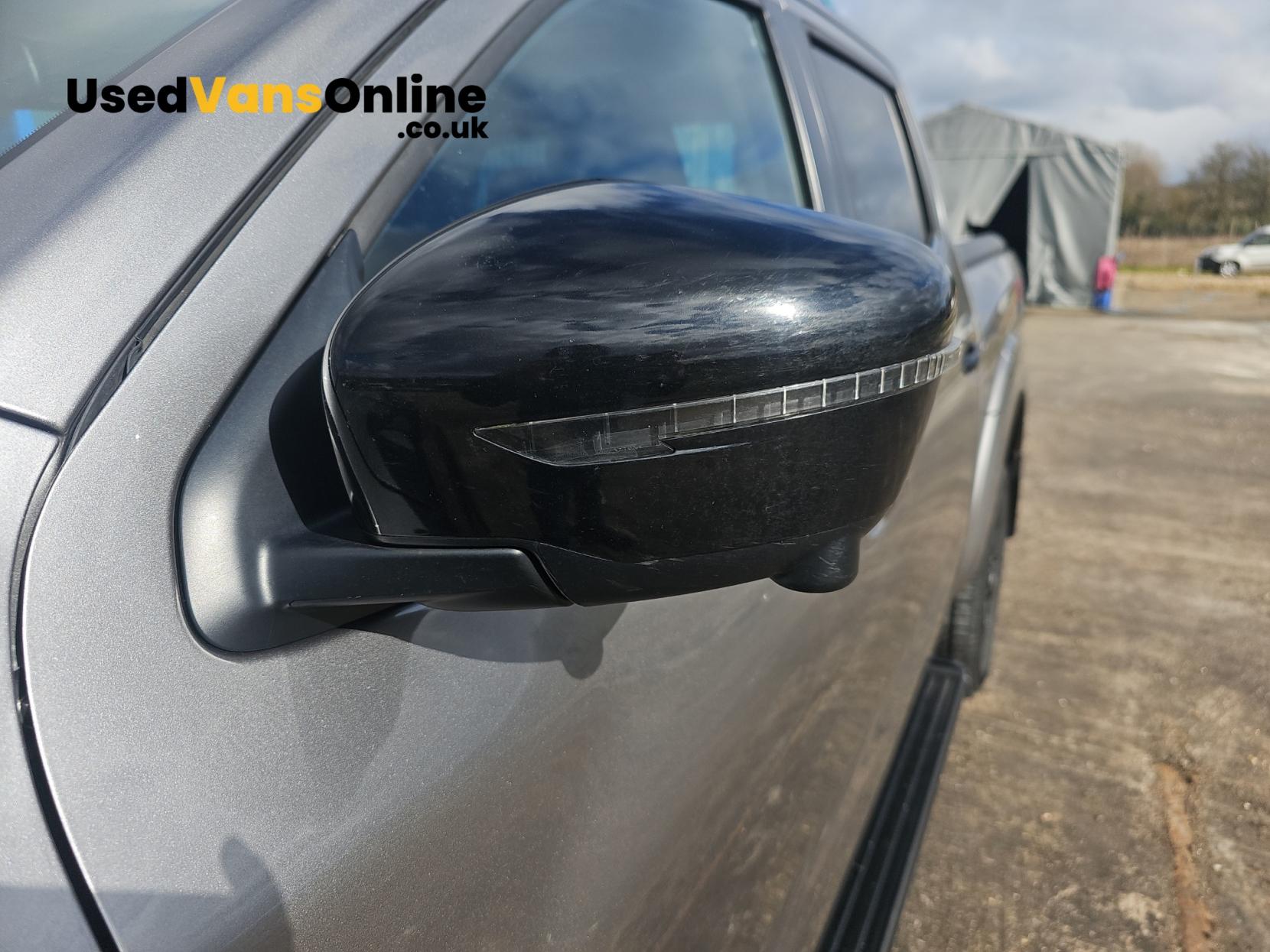 Nissan Navara 2.3 dCi N-Guard Pickup Double Cab 4dr Diesel Auto 4WD Euro 6 (190 ps)