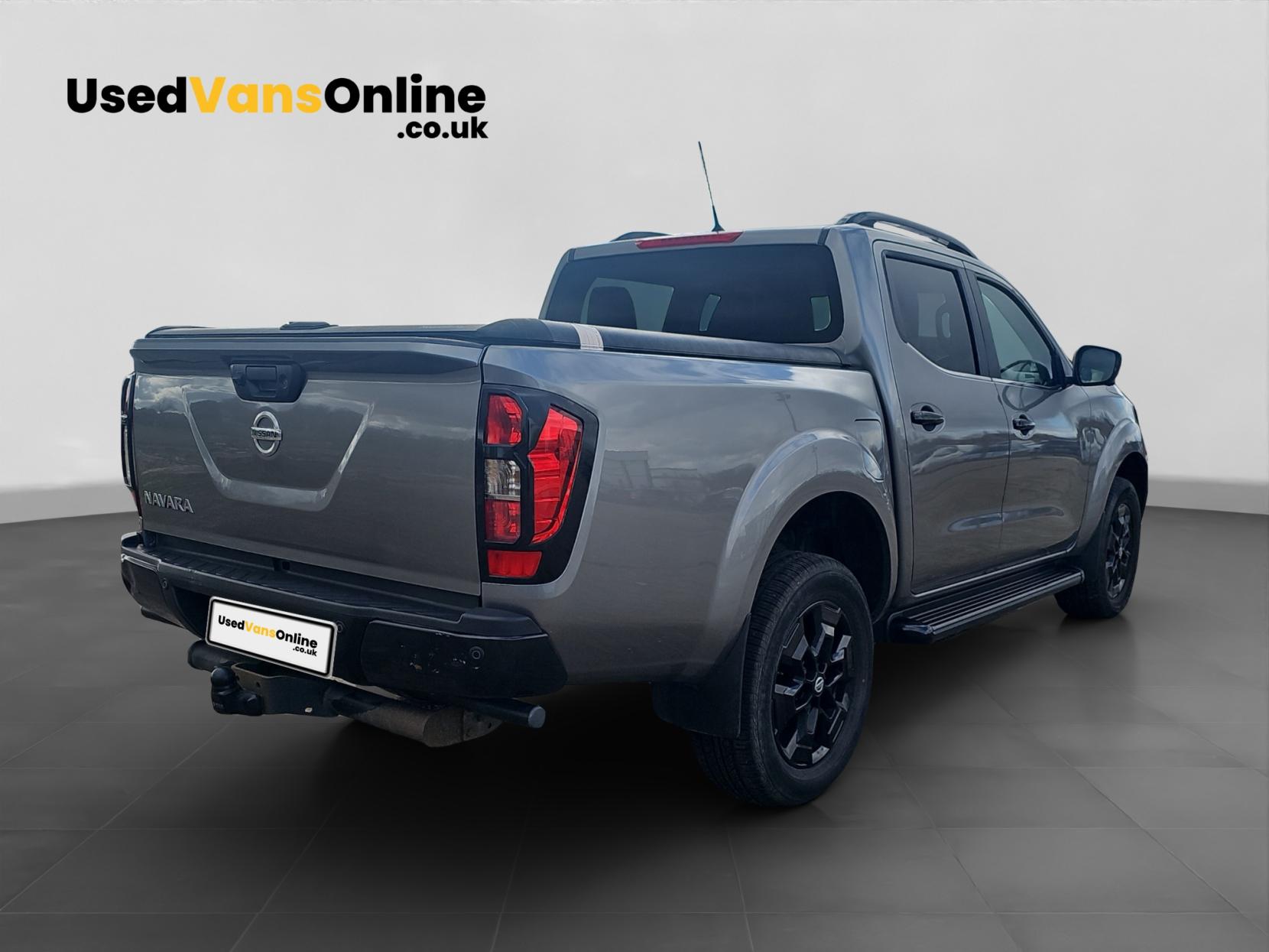 Nissan Navara 2.3 dCi N-Guard Pickup Double Cab 4dr Diesel Auto 4WD Euro 6 (190 ps)
