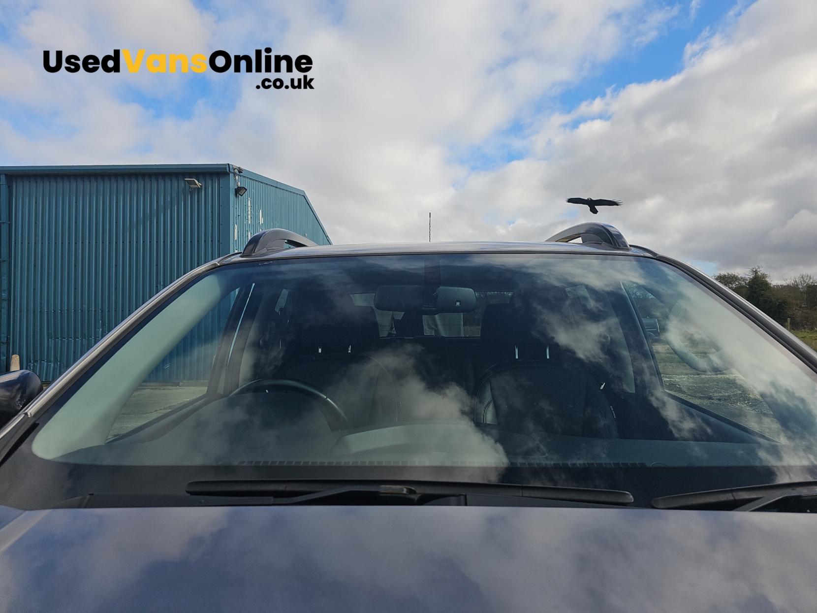 Nissan Navara 2.3 dCi N-Guard Pickup Double Cab 4dr Diesel Auto 4WD Euro 6 (190 ps)