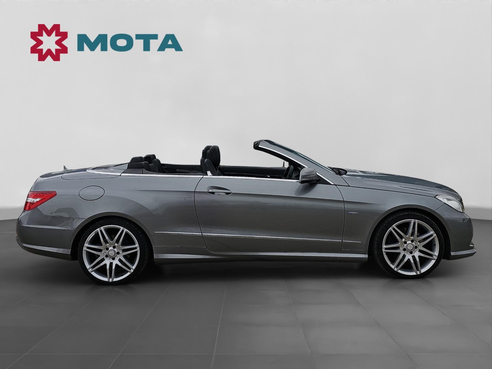Mercedes-Benz E Class 1.8 E250 BlueEfficiency Sport Cabriolet 2dr Petrol G-Tronic+ Euro 5 (s/s) (204 ps)