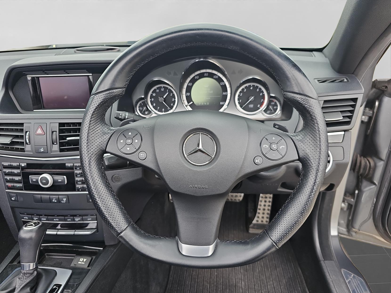 Mercedes-Benz E Class 1.8 E250 BlueEfficiency Sport Cabriolet 2dr Petrol G-Tronic+ Euro 5 (s/s) (204 ps)