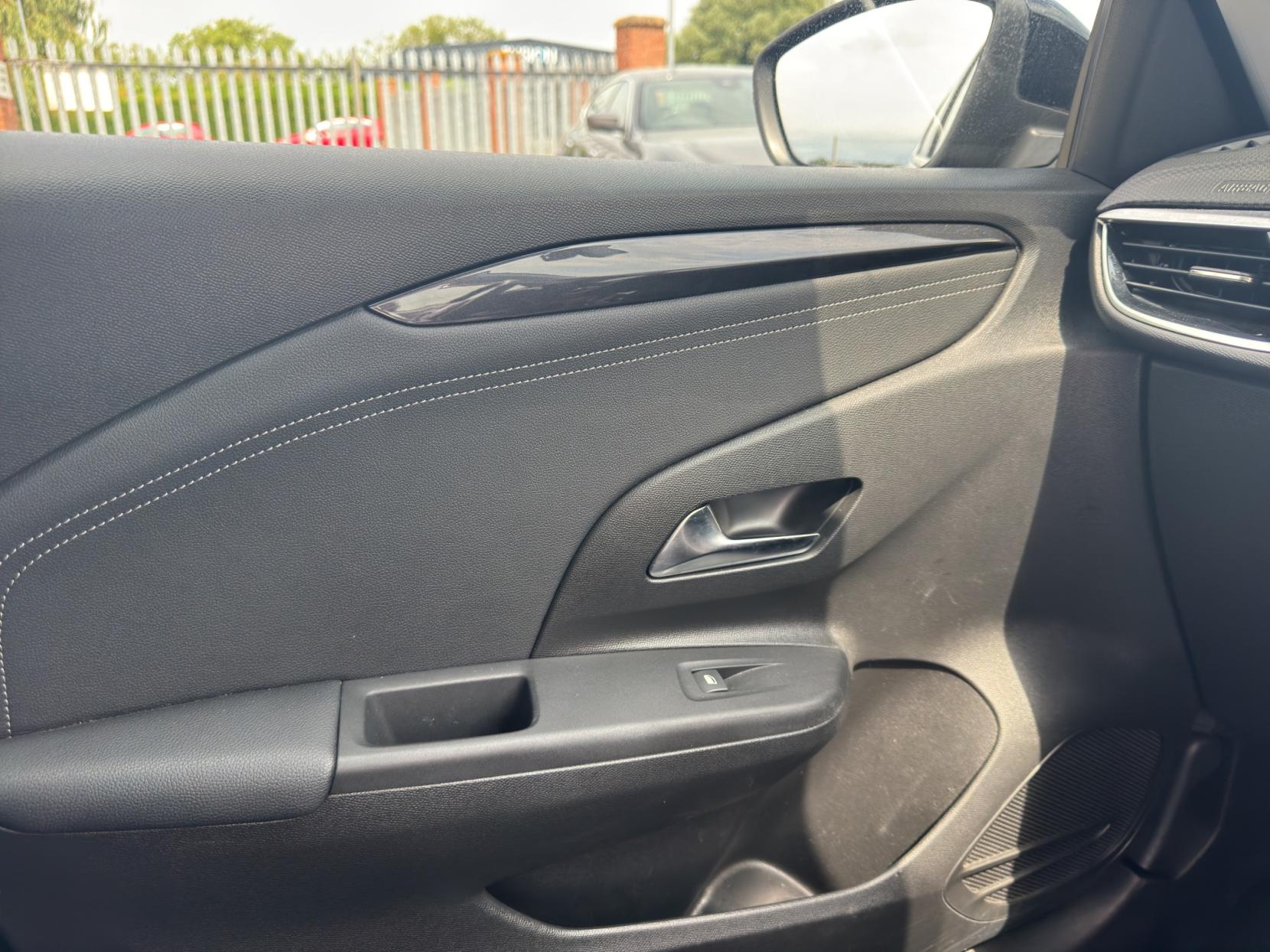 Vauxhall Corsa 1.5 Turbo D Elite Nav Hatchback 5dr Diesel Manual Euro 6 (s/s) (102 ps)