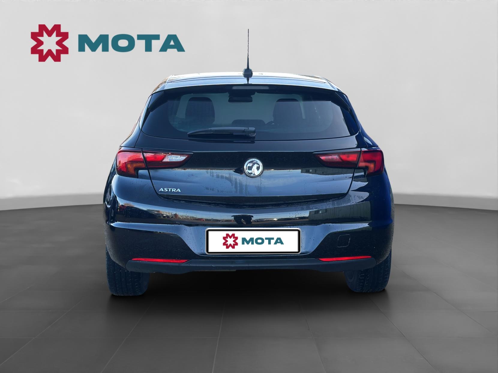 Vauxhall Astra 1.5 Turbo D SRi VX Line Nav Hatchback 5dr Diesel Manual Euro 6 (s/s) (122 ps)