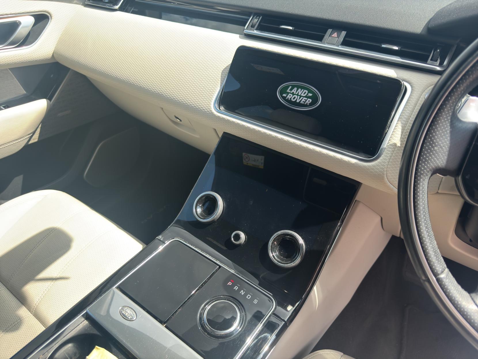 Land Rover Range Rover Velar 2.0 D180 R-Dynamic SE SUV 5dr Diesel Auto 4WD Euro 6 (s/s) (180 ps)