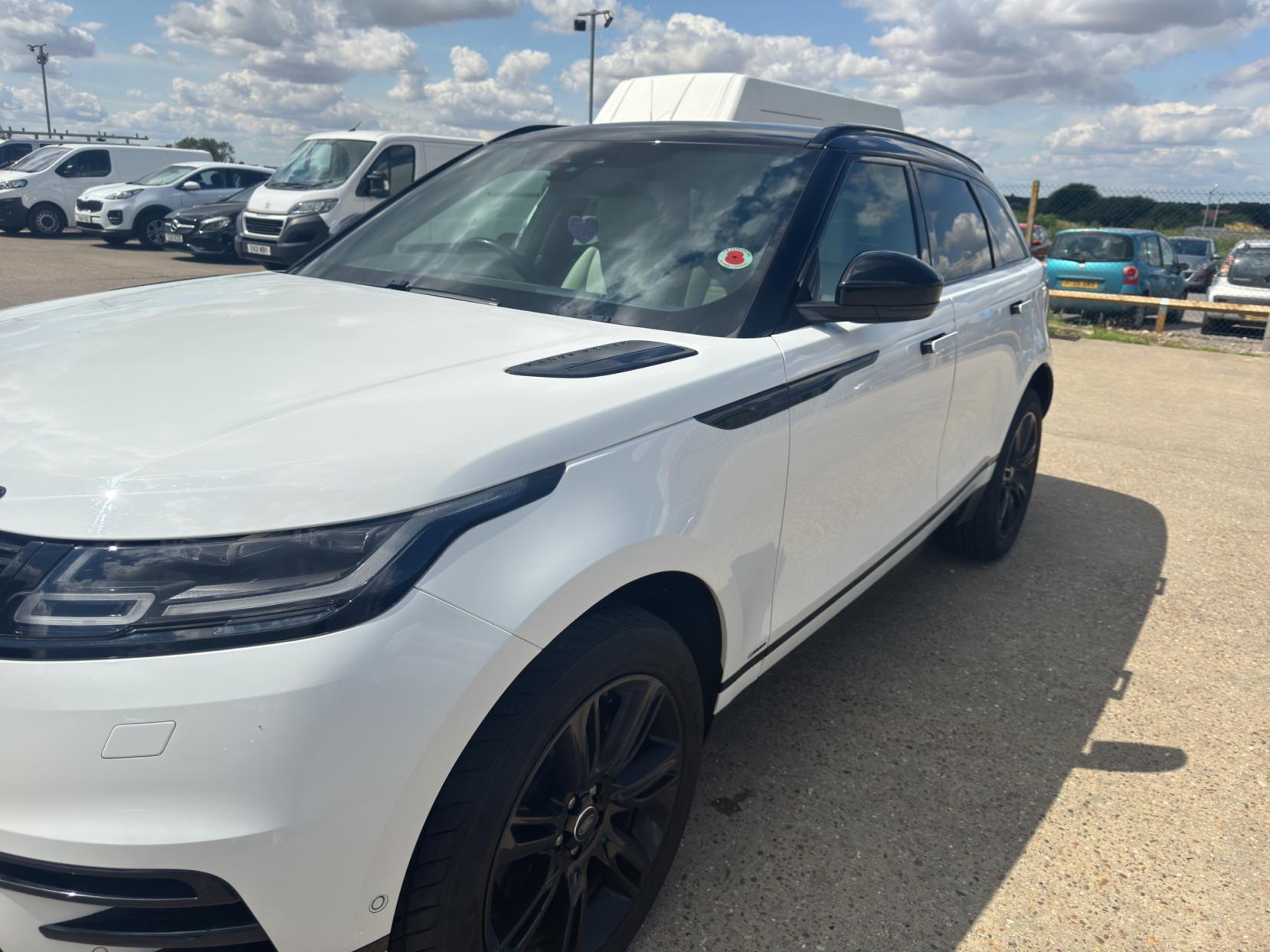 Land Rover Range Rover Velar 2.0 D180 R-Dynamic SE SUV 5dr Diesel Auto 4WD Euro 6 (s/s) (180 ps)