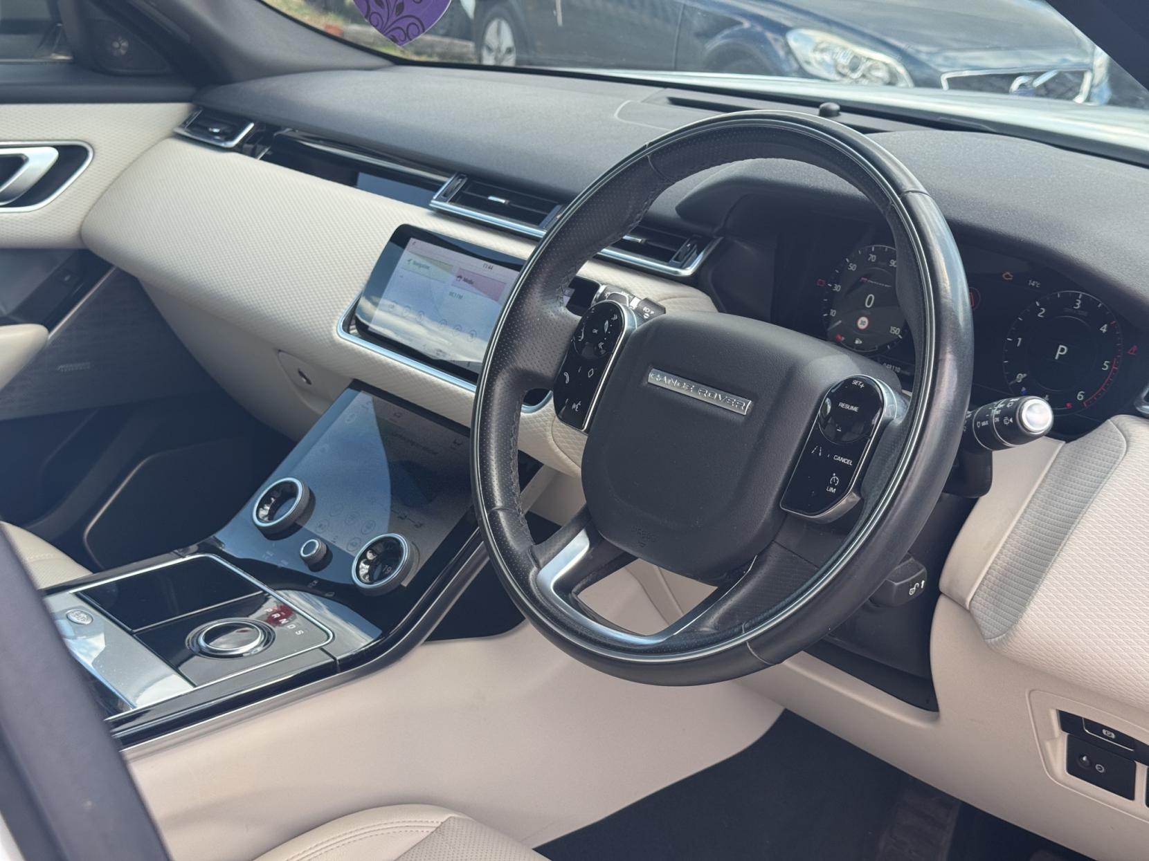 Land Rover Range Rover Velar 2.0 D180 R-Dynamic SE SUV 5dr Diesel Auto 4WD Euro 6 (s/s) (180 ps)