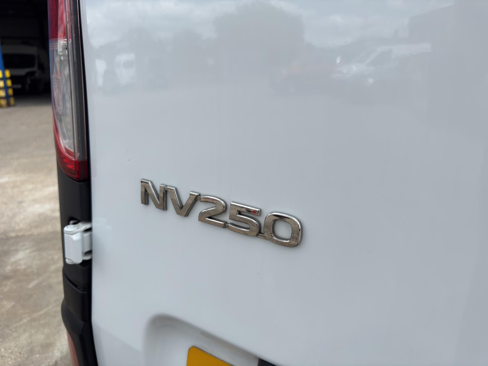 Nissan NV250 1.5 dCi Acenta Panel Van 5dr Diesel Manual L2 Euro 6 (s/s) (95 ps)