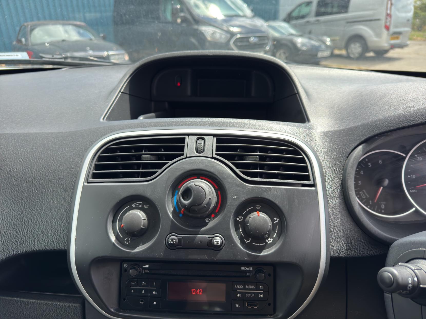 Nissan NV250 1.5 dCi Acenta Panel Van 5dr Diesel Manual L2 Euro 6 (s/s) (95 ps)