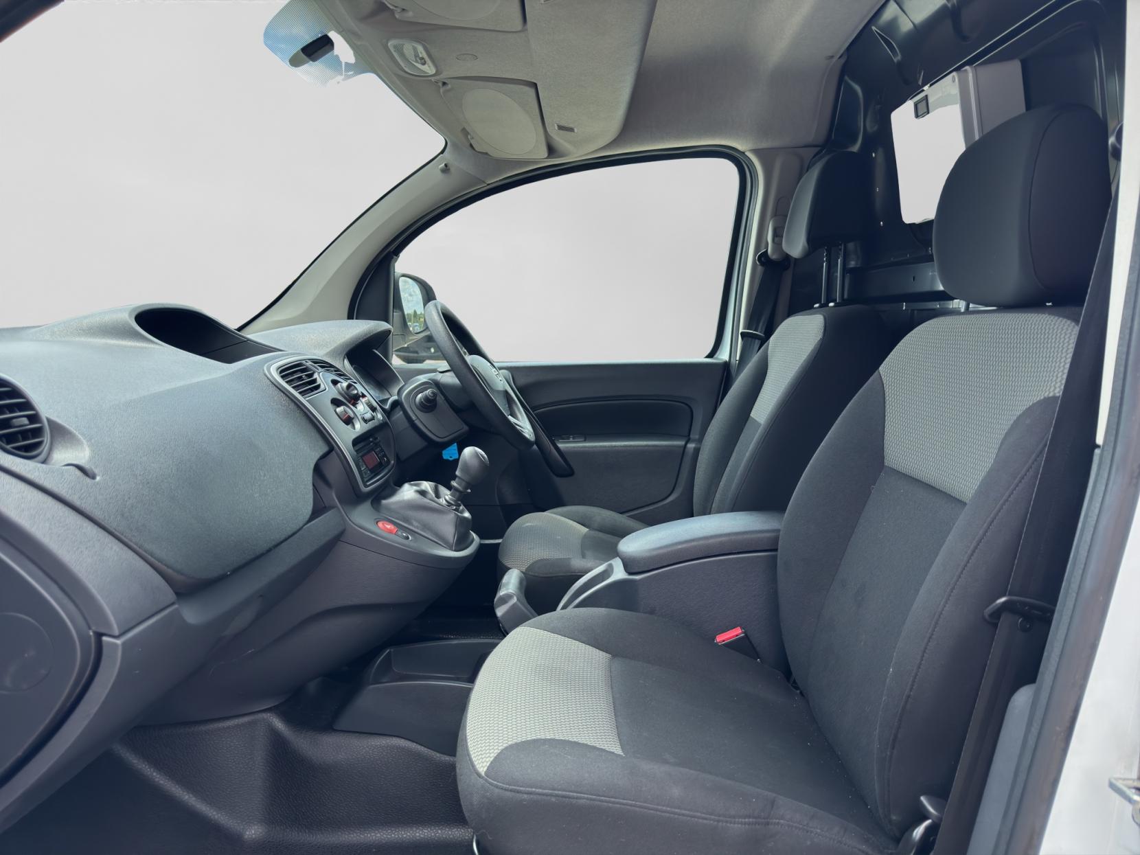 Nissan NV250 1.5 dCi Acenta Panel Van 5dr Diesel Manual L2 Euro 6 (s/s) (95 ps)