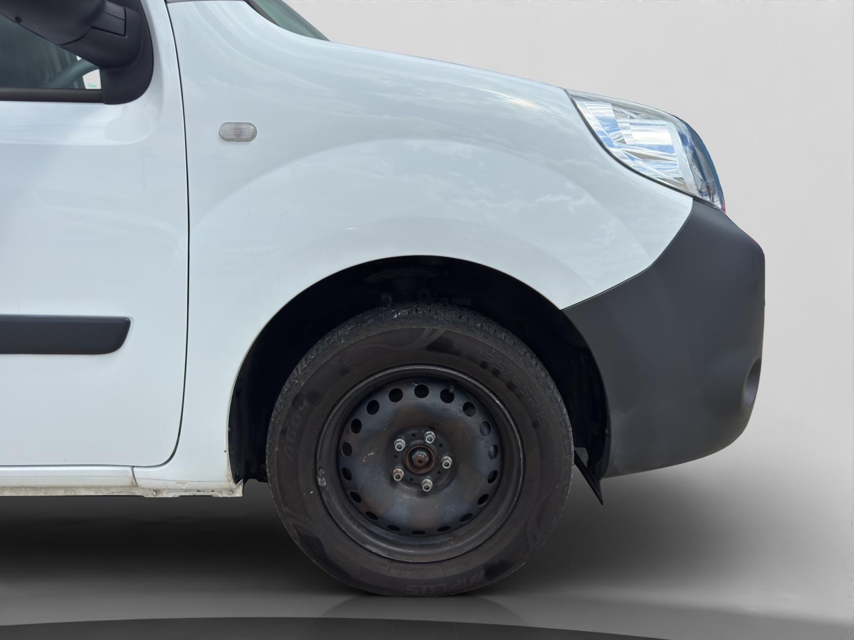Nissan NV250 1.5 dCi Acenta Panel Van 5dr Diesel Manual L2 Euro 6 (s/s) (95 ps)