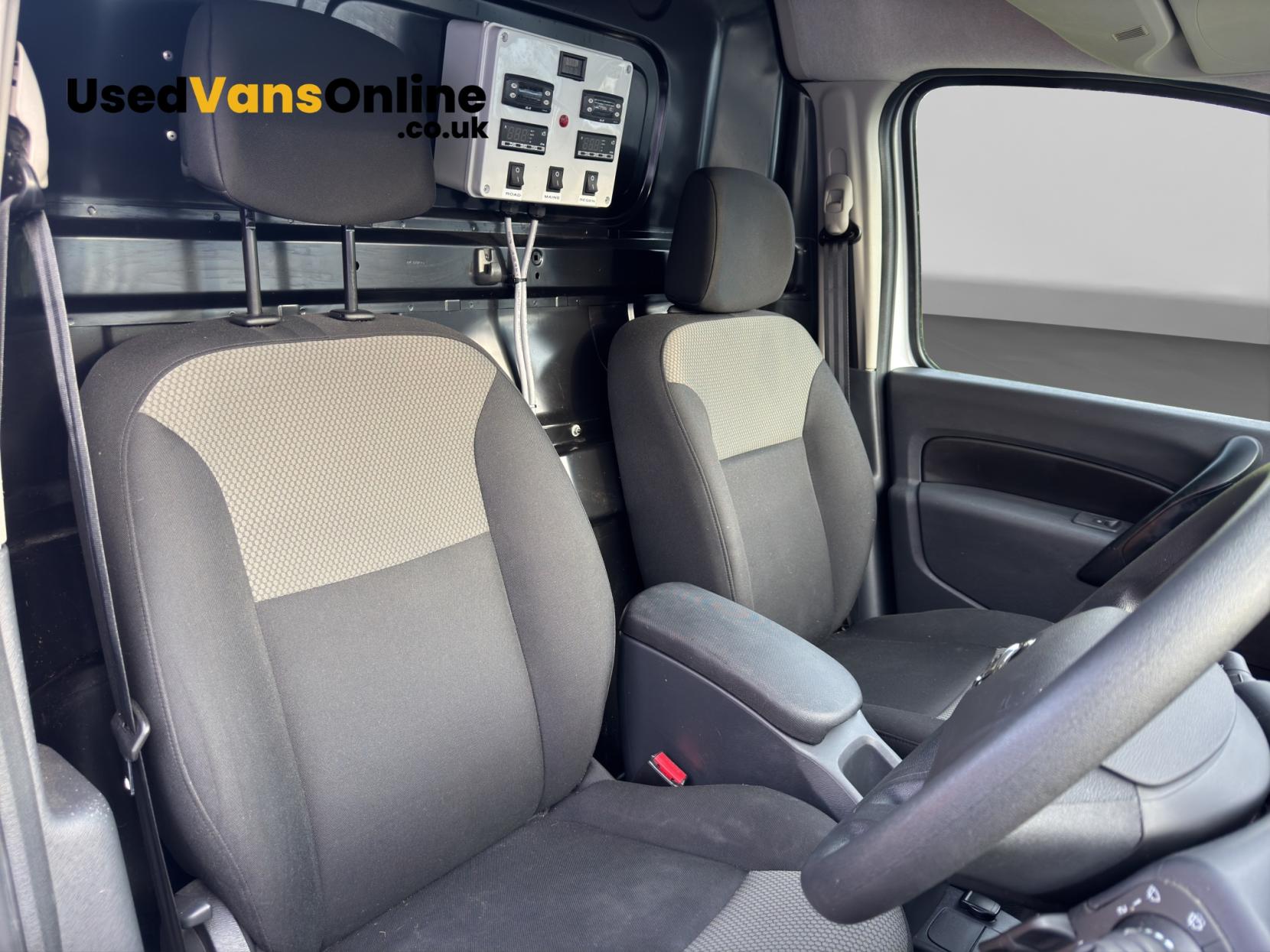 Nissan NV250 1.5 dCi Acenta Panel Van 5dr Diesel Manual L2 Euro 6 (s/s) (95 ps)