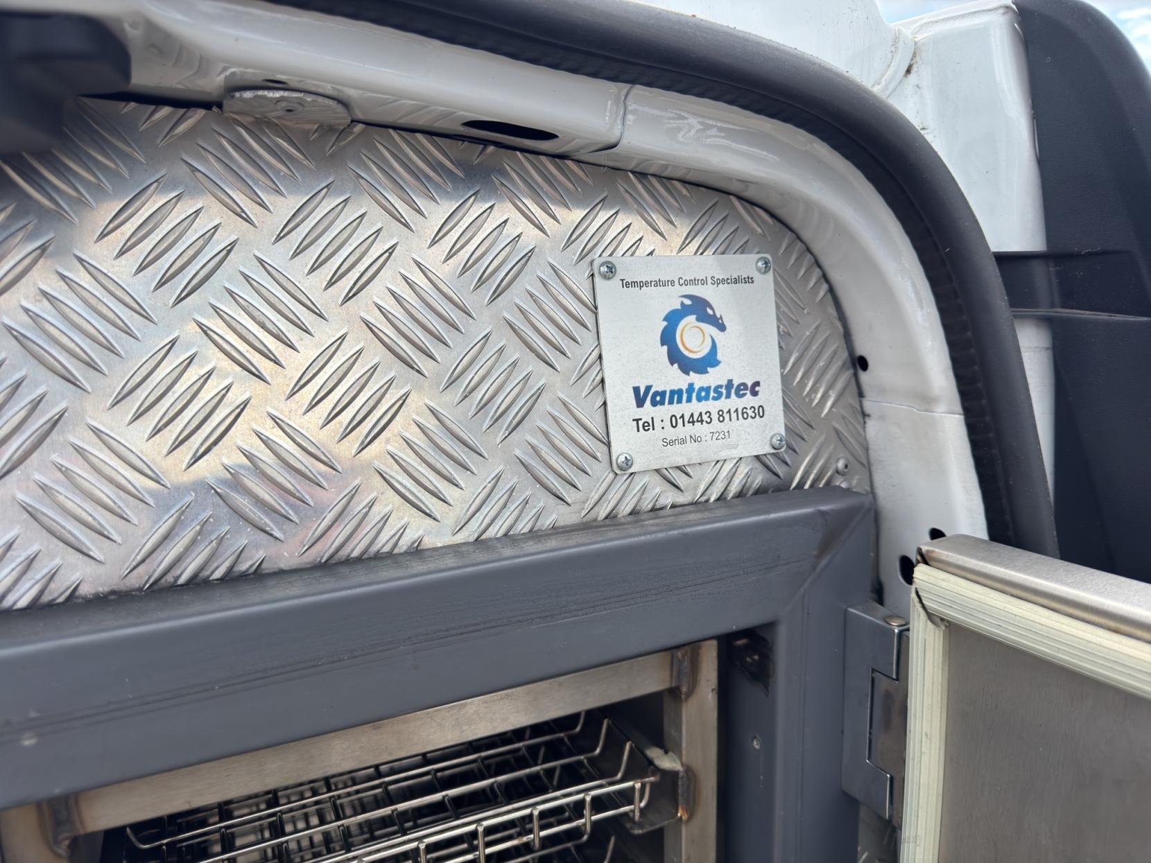 Nissan NV250 1.5 dCi Acenta Panel Van 5dr Diesel Manual L2 Euro 6 (s/s) (95 ps)