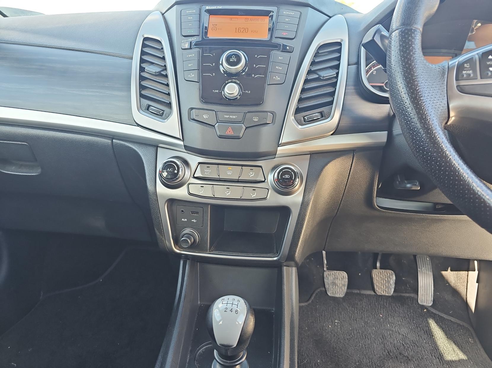 SsangYong Korando 2.2D SE SUV 5dr Diesel Manual 4WD Euro 6 (178 ps)
