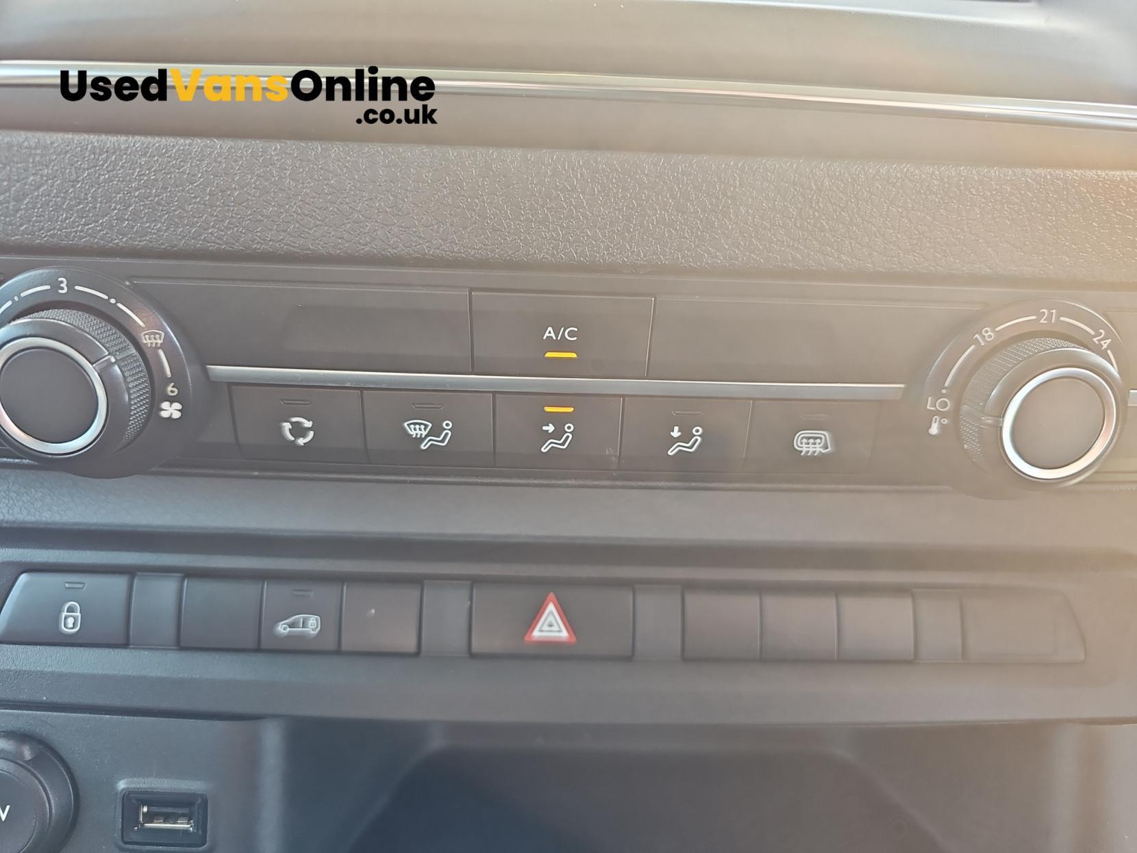 Citroen Dispatch 2.0 BlueHDi 1400 Enterprise M Panel Van 6dr Diesel Manual FWD 2 Euro 6 (s/s) (120 ps)