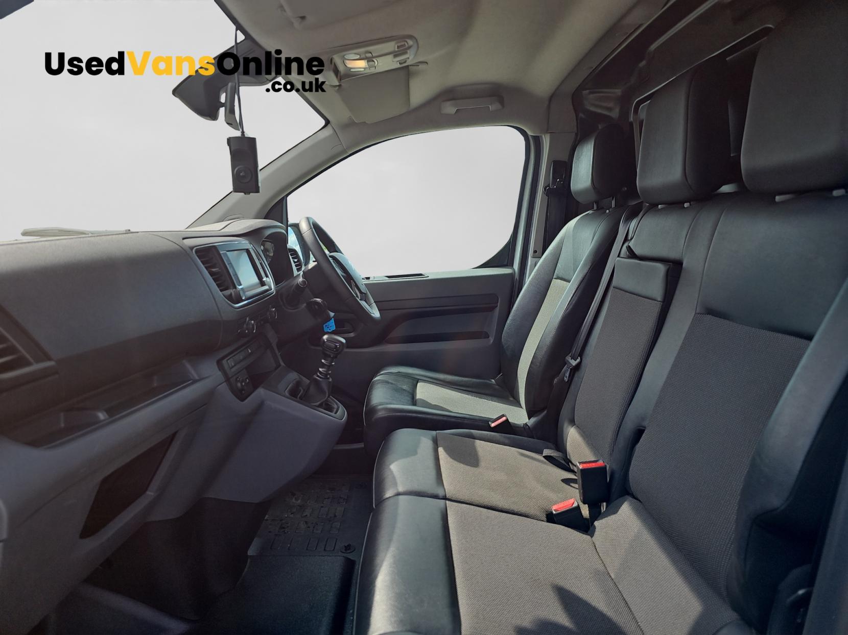 Citroen Dispatch 2.0 BlueHDi 1400 Enterprise M Panel Van 6dr Diesel Manual FWD 2 Euro 6 (s/s) (120 ps)