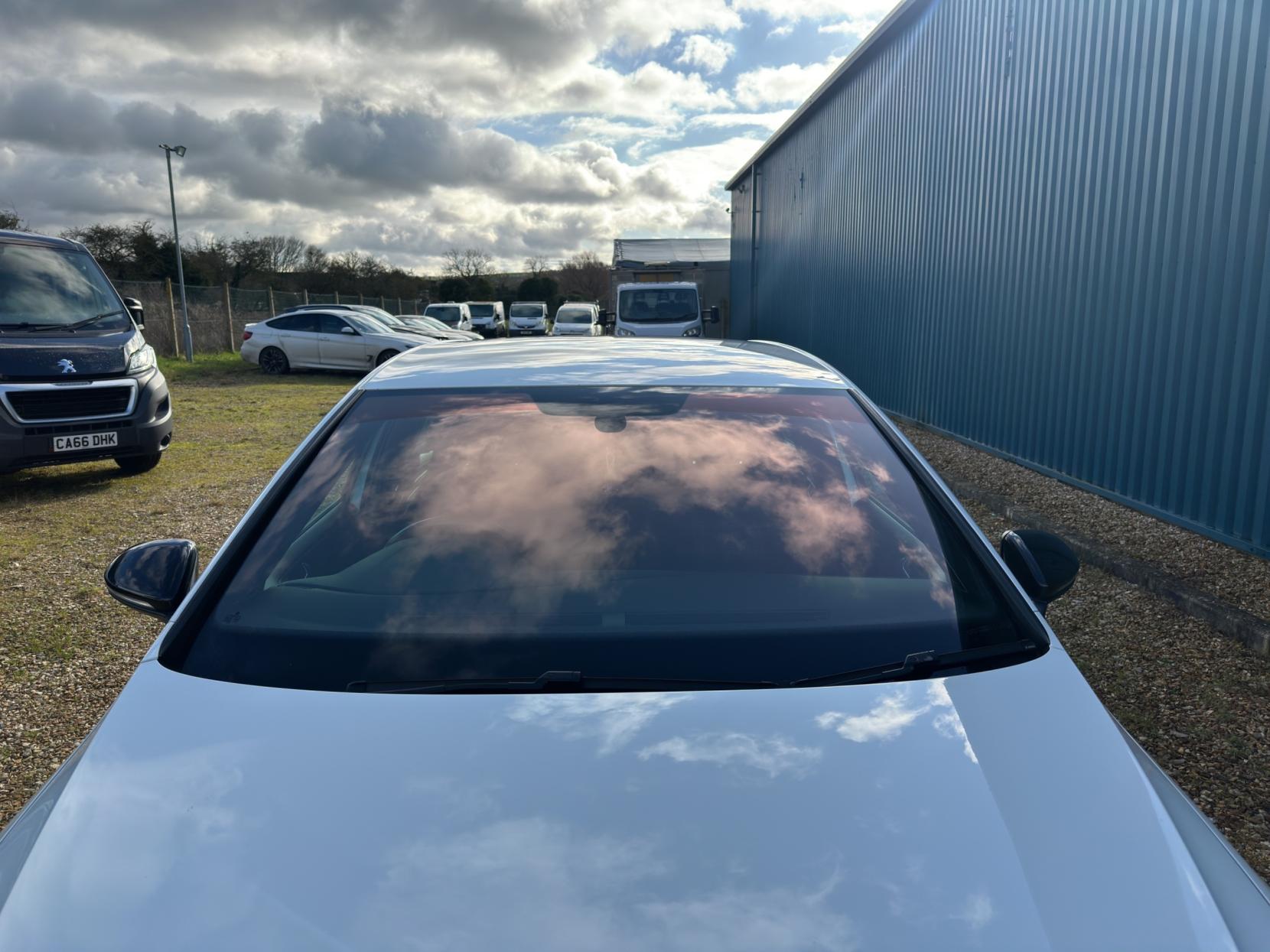 Volkswagen Golf 2.0 TSI BlueMotion Tech GTI Performance Hatchback 5dr Petrol Manual Euro 6 (s/s) (230 ps)