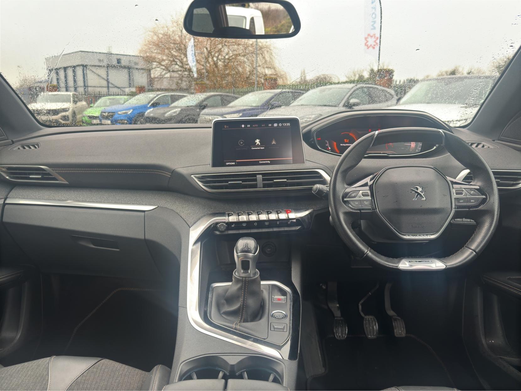 Peugeot 5008 1.2 PureTech GT Line Premium SUV 5dr Petrol Manual Euro 6 (s/s) (130 ps)