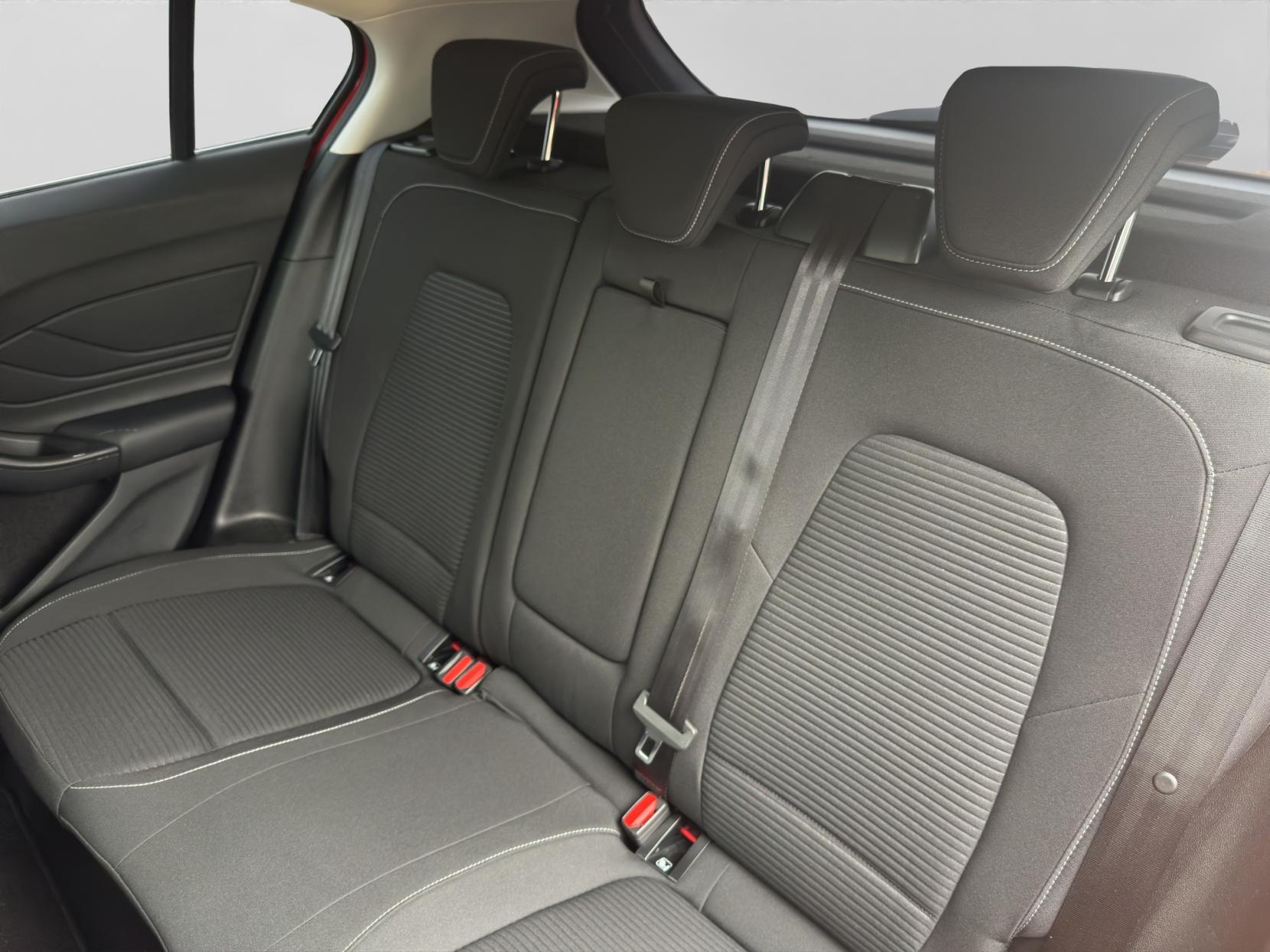 Ford Focus 1.5 EcoBlue Titanium Hatchback 5dr Diesel Auto Euro 6 (s/s) (120 ps)