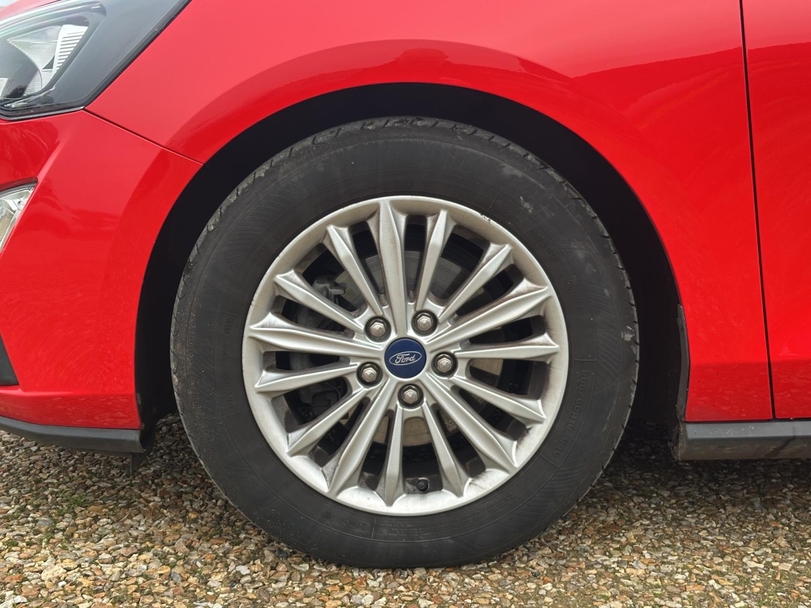 Ford Focus 1.5 EcoBlue Titanium Hatchback 5dr Diesel Auto Euro 6 (s/s) (120 ps)