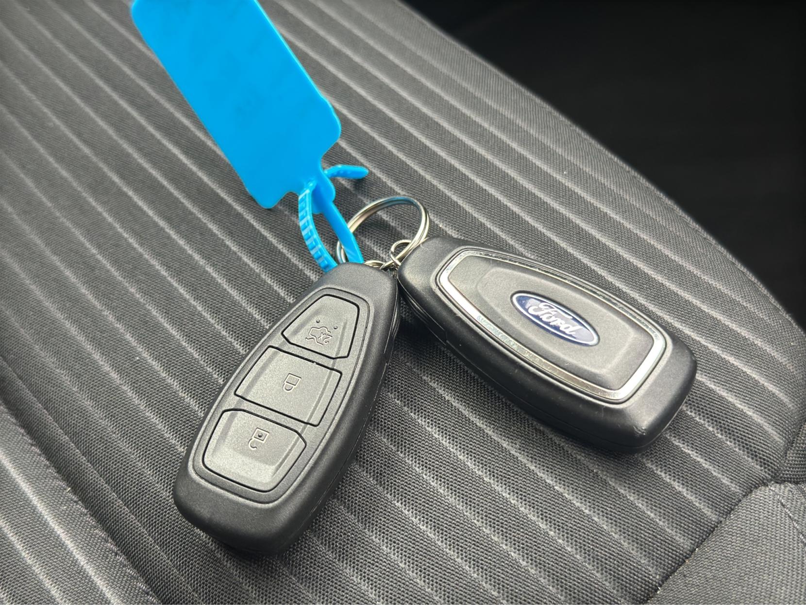 Ford Focus 1.5 EcoBlue Titanium Hatchback 5dr Diesel Auto Euro 6 (s/s) (120 ps)