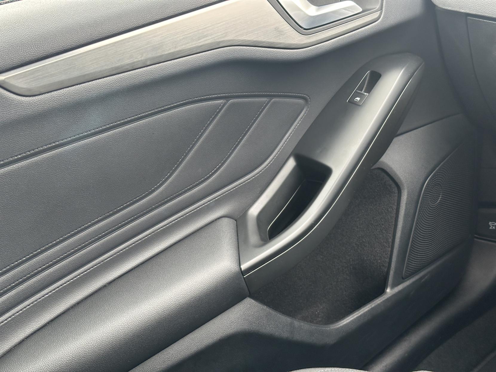 Ford Focus 1.5 EcoBlue Titanium Hatchback 5dr Diesel Auto Euro 6 (s/s) (120 ps)