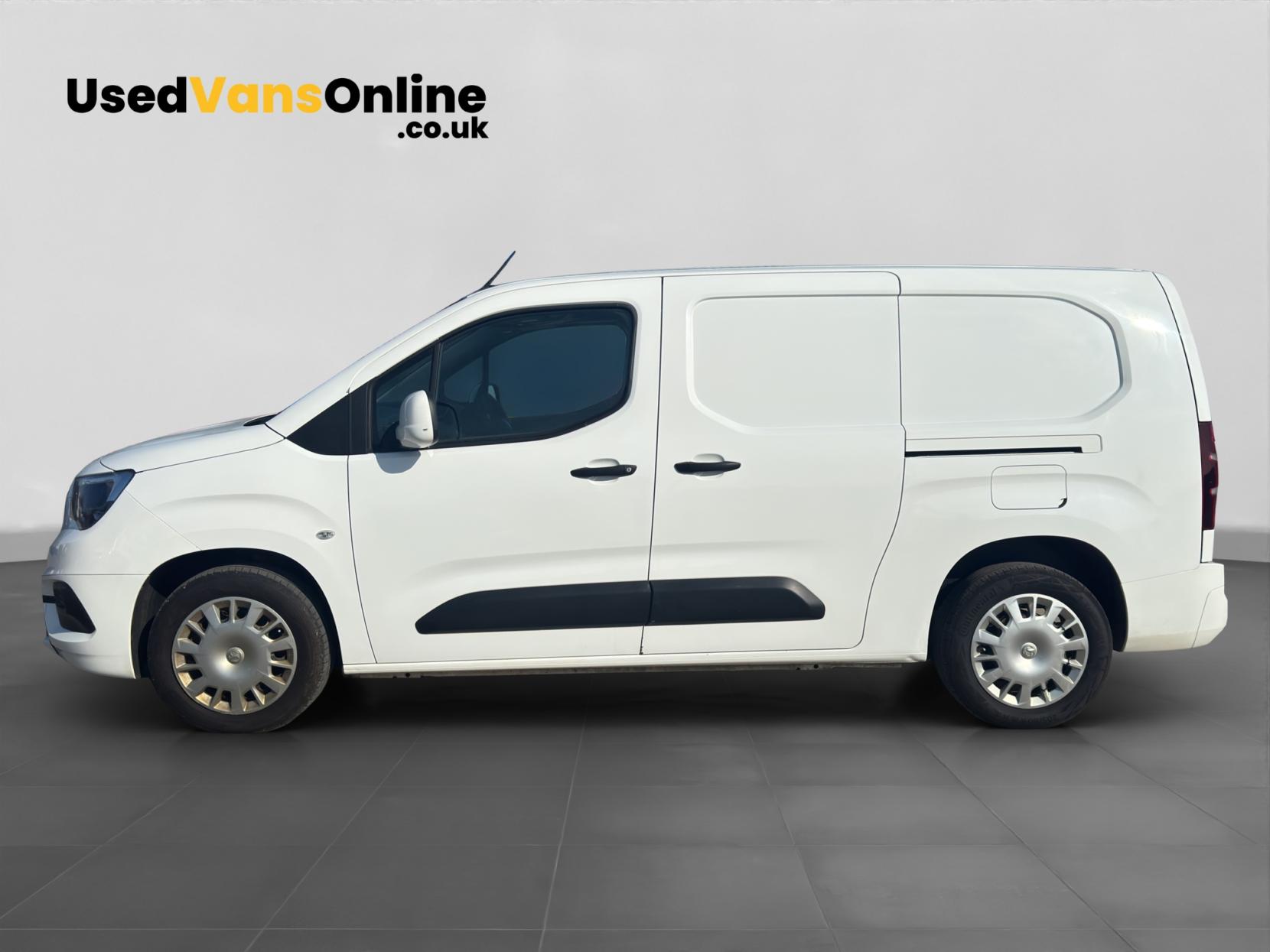 Vauxhall Combo 1.5 Turbo D 2300 Sportive Panel Van 4dr Diesel Manual L2 H1 Euro 6 (s/s) (100 ps)