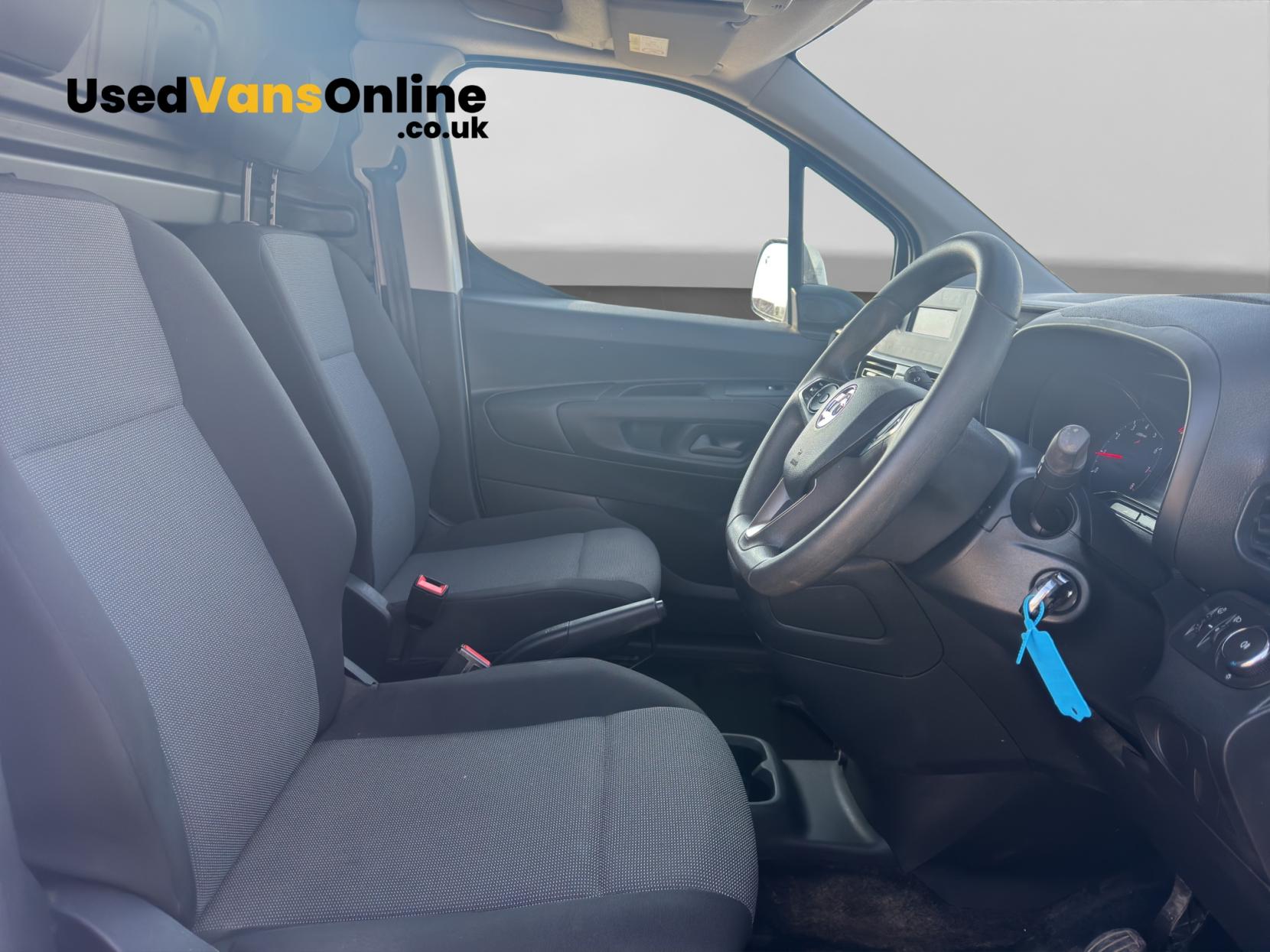 Vauxhall Combo 1.5 Turbo D 2300 Sportive Panel Van 4dr Diesel Manual L2 H1 Euro 6 (s/s) (100 ps)
