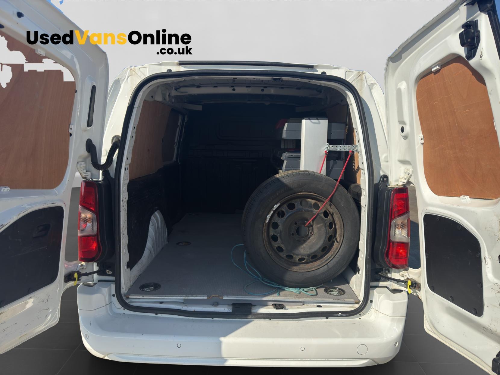 Vauxhall Combo 1.5 Turbo D 2300 Sportive Panel Van 4dr Diesel Manual L2 H1 Euro 6 (s/s) (100 ps)