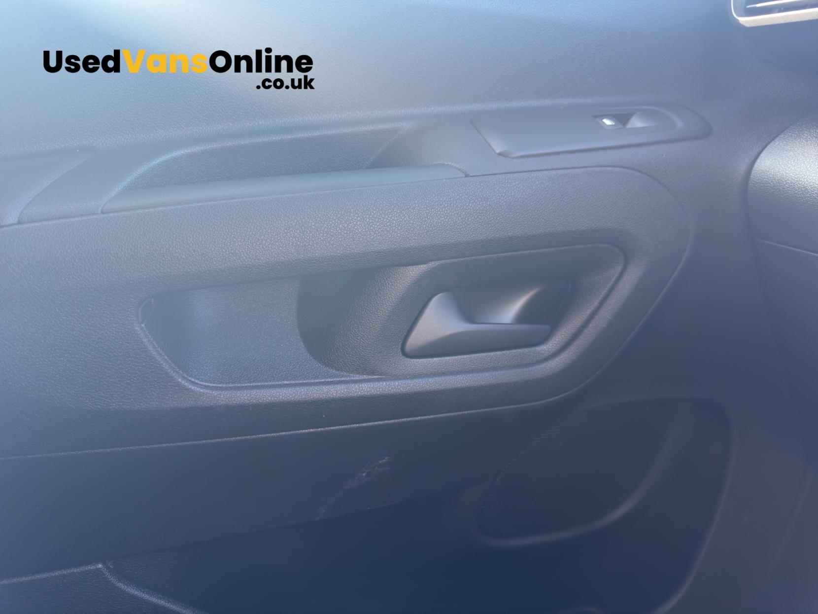 Vauxhall Combo 1.5 Turbo D 2300 Sportive Panel Van 4dr Diesel Manual L2 H1 Euro 6 (s/s) (100 ps)